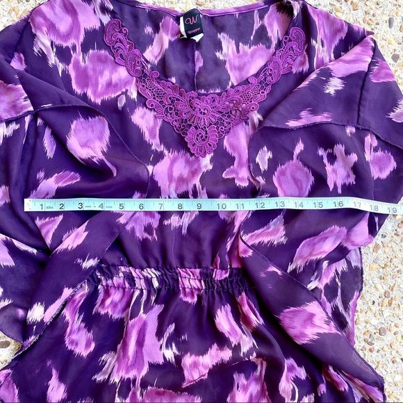 Wrapper Pink & Purple Floral Lace Neckline Blouse - Picture 6 of 8